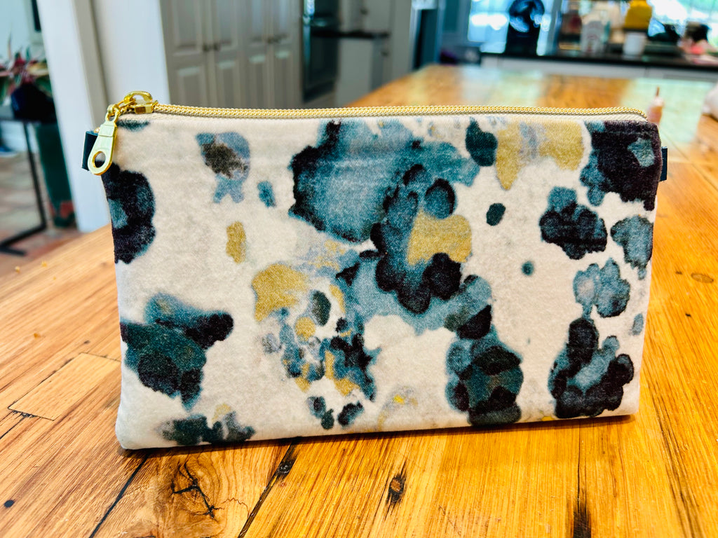 Mod velvet clutch